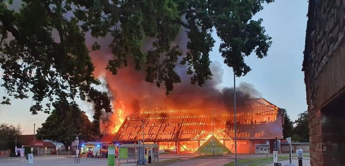Budgens supermarket fire
